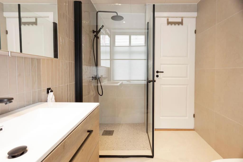 New! Modern Apartment In Historic Area Of Bergen! Εξωτερικό φωτογραφία